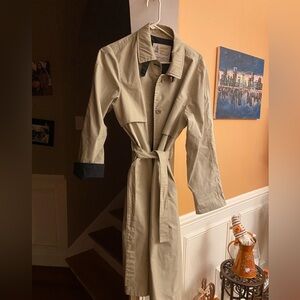 VINTAGE LONDON FOG TRENCH COAT